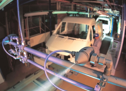 自動車製造における加湿
